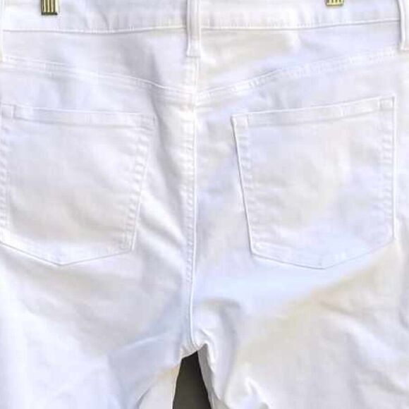 Talbots White Crop Flare Jeans size 10 Petite - Picture 5 of 13